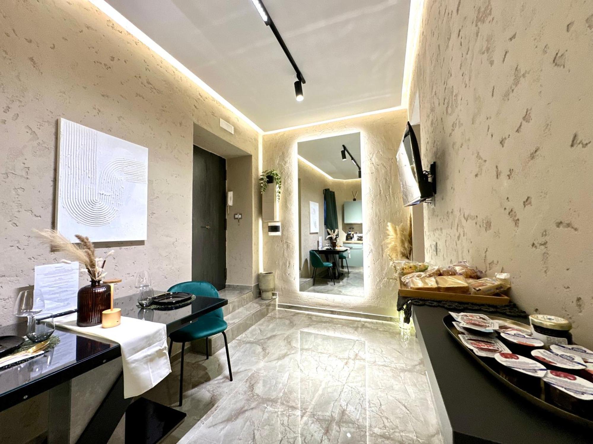 Falco Boutique Home With Jacuzzi Neapel Exterior foto